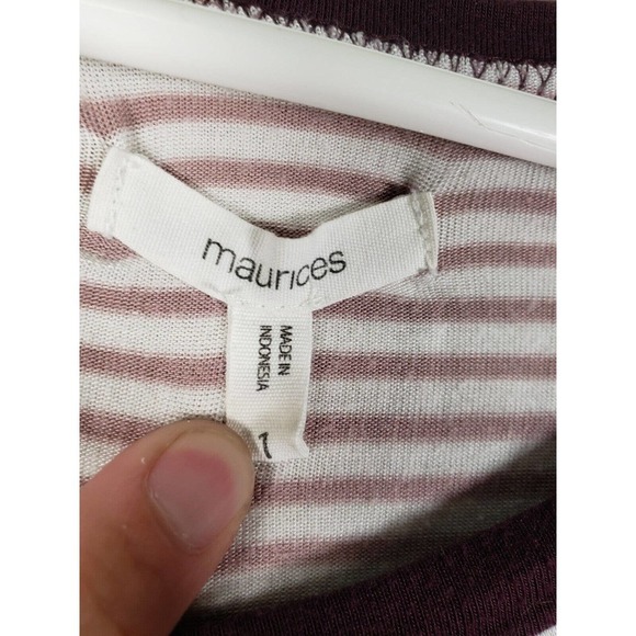 Maurices Shirt Womens 1 White Striped Long Sleeve Scoop Neck Comfort Casual Tee - Picture 6 of 8